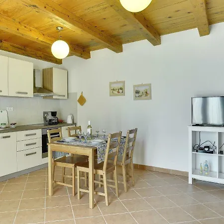 Susie 2 Apartament